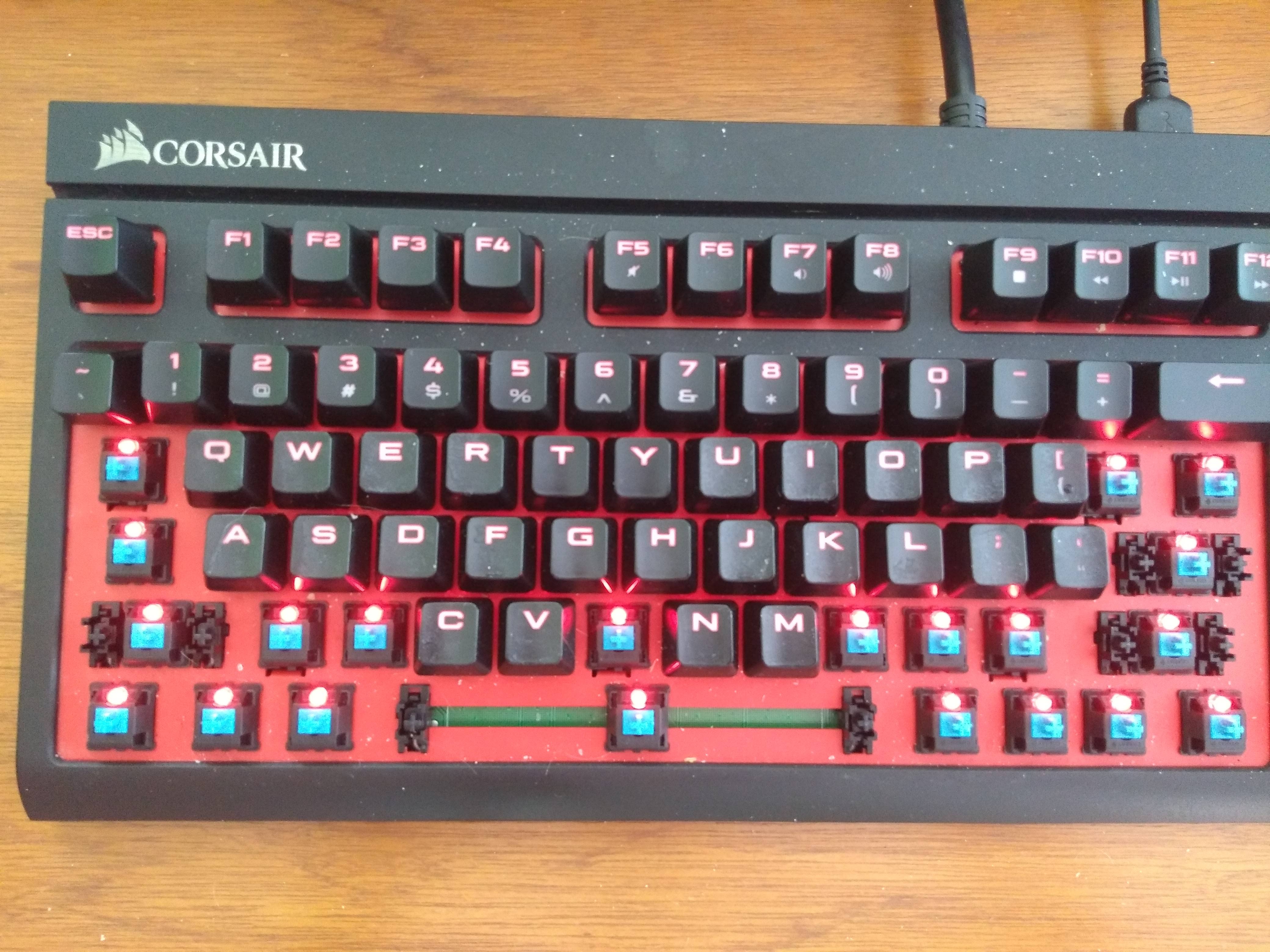 Changing keycaps on a mechanical keyboard